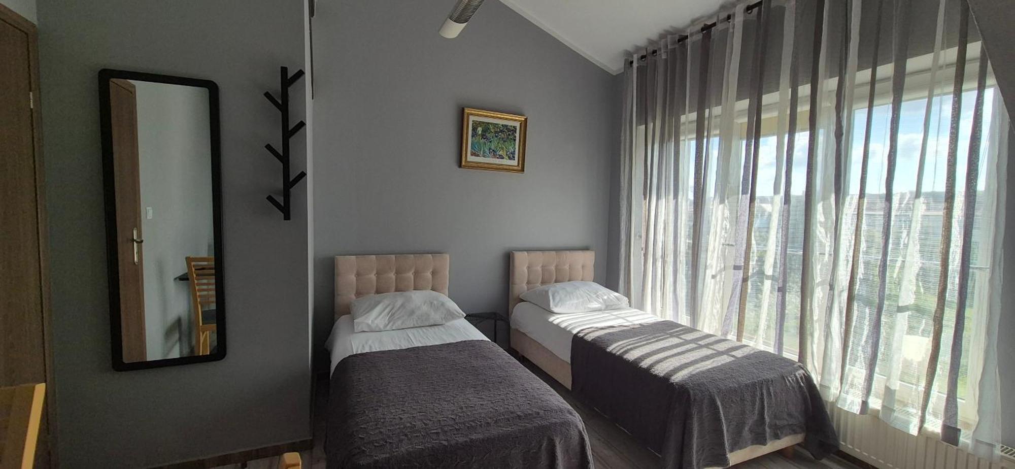 Sejf House Проживання в сім'ї